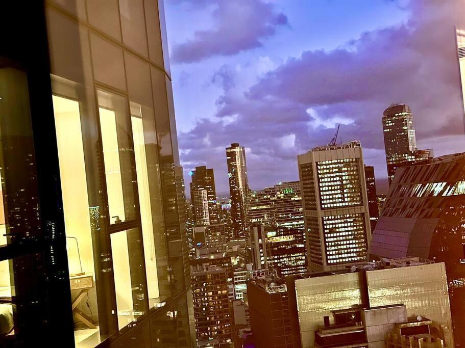 Highrise View 1king1queen 2baths * Melbourne